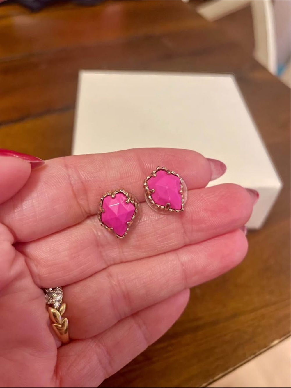 Kendra Scott Earrings - Gold Metal & Magenta Magnesite